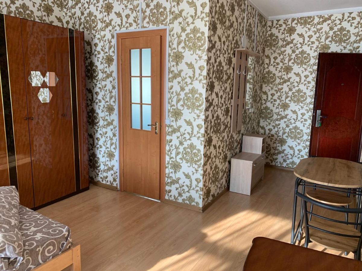 4 Seasons Otel Boryspilʼ Dış mekan fotoğraf