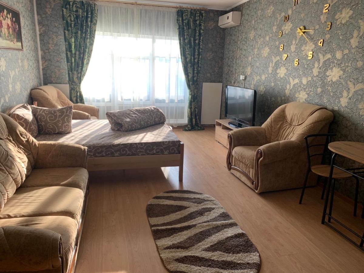 4 Seasons Otel Boryspilʼ Dış mekan fotoğraf