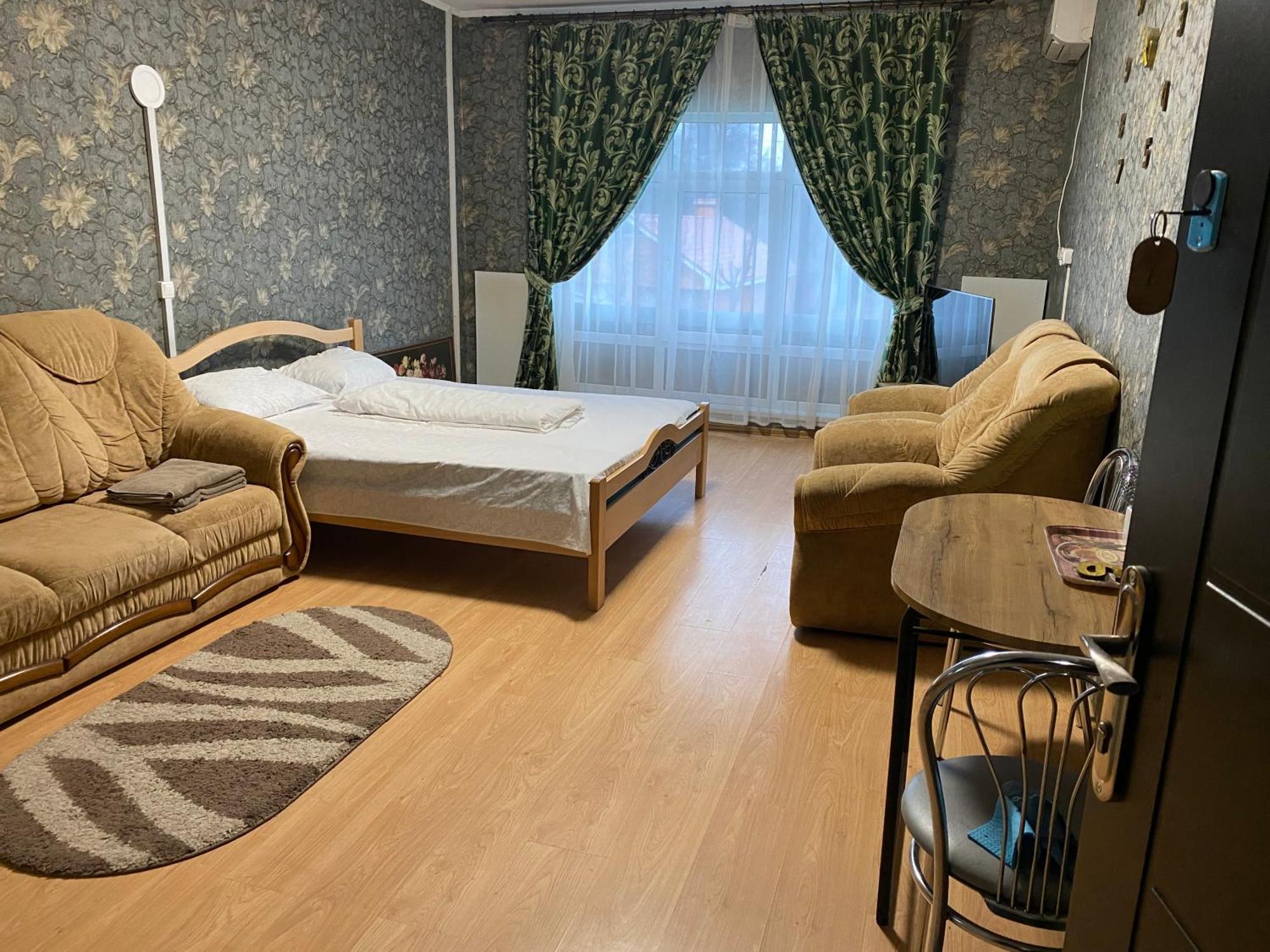 4 Seasons Otel Boryspilʼ Dış mekan fotoğraf